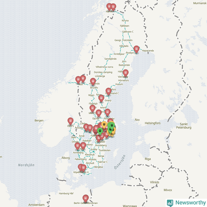 Karta över förseningar vid olika avgångsstationer. Här visas stationer med fler än fem avgångar under månaden.