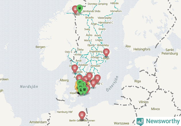 Karta över förseningar vid olika avgångsstationer. Här visas stationer med fler än fem avgångar under månaden.