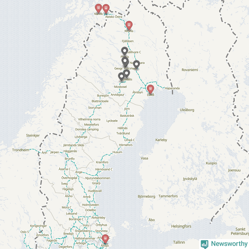 Karta över förseningar vid olika avgångsstationer. Här visas stationer med fler än fem avgångar under månaden.