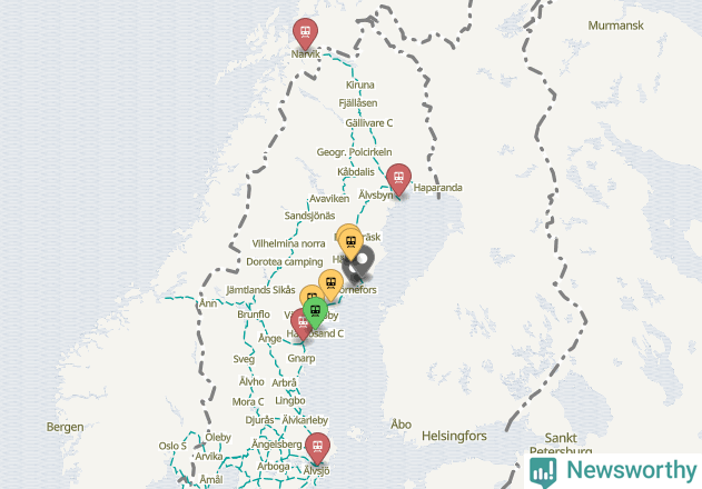 Karta över förseningar vid olika avgångsstationer. Här visas stationer med fler än fem avgångar under månaden.