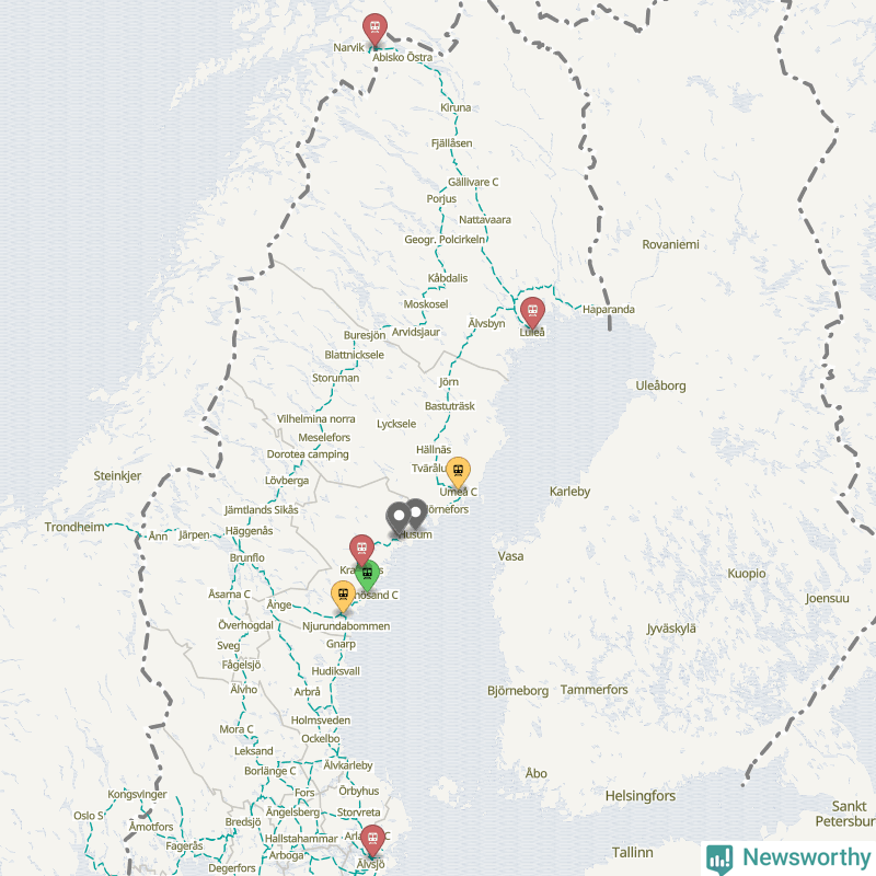 Karta över förseningar vid olika avgångsstationer. Här visas stationer med fler än fem avgångar under månaden.