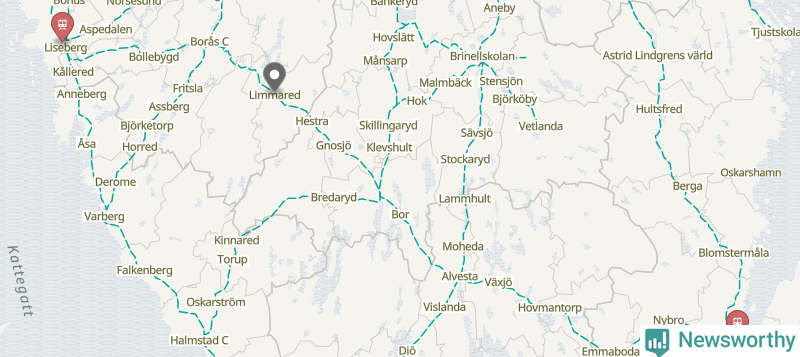 Karta över förseningar vid olika avgångsstationer. Här visas stationer med fler än fem avgångar under månaden.