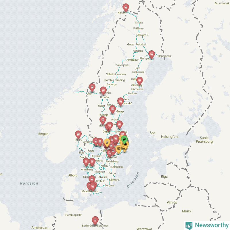 Karta över förseningar vid olika avgångsstationer. Här visas stationer med fler än fem avgångar under månaden.