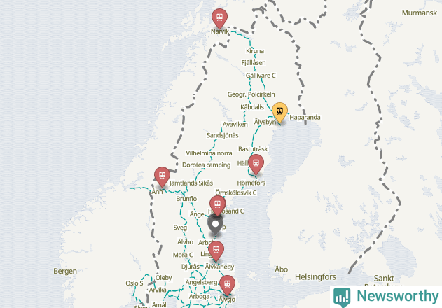 Karta över förseningar vid olika avgångsstationer. Här visas stationer med fler än fem avgångar under månaden.