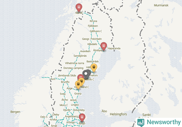 Karta över förseningar vid olika avgångsstationer. Här visas stationer med fler än fem avgångar under månaden.