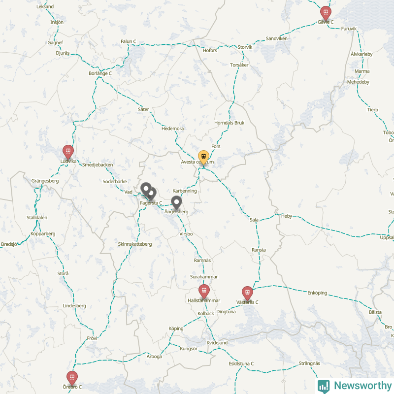 Karta över förseningar vid olika avgångsstationer. Här visas stationer med fler än fem avgångar under månaden.
