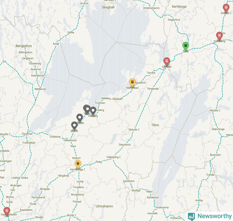 Karta över förseningar vid olika avgångsstationer. Här visas stationer med fler än fem avgångar under månaden.