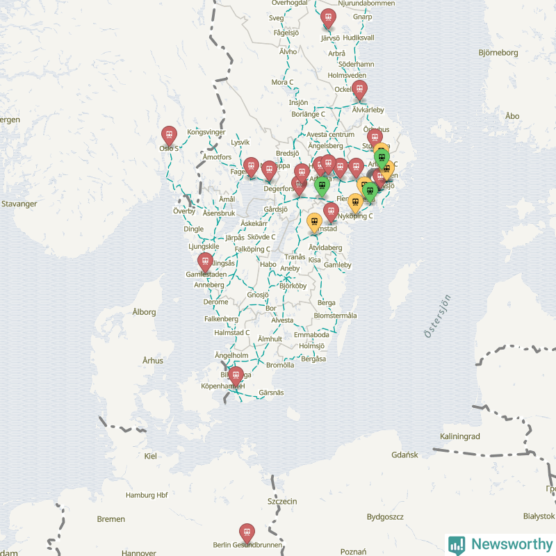 Karta över förseningar vid olika avgångsstationer. Här visas stationer med fler än fem avgångar under månaden.