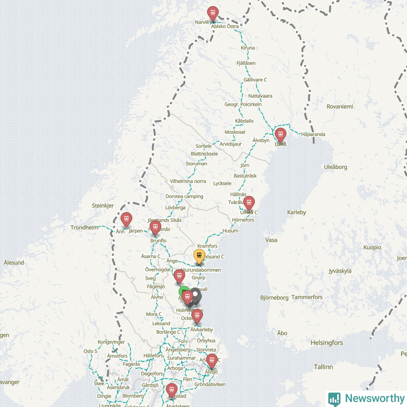 Karta över förseningar vid olika avgångsstationer. Här visas stationer med fler än fem avgångar under månaden.
